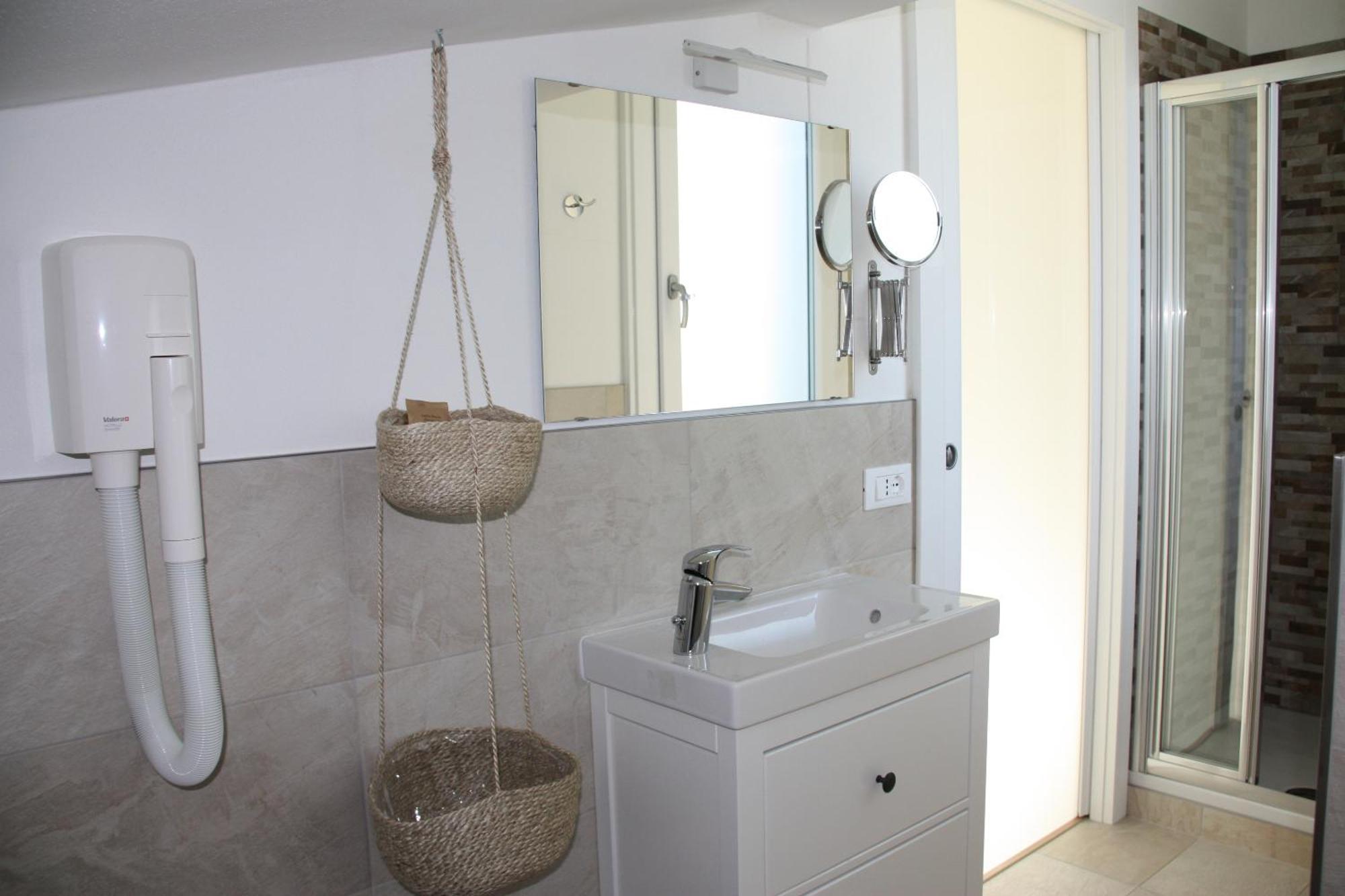 B&B Le Magnolie Faggeto Lario Eksteriør billede